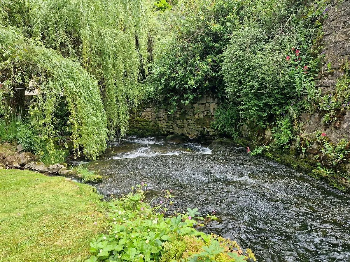 فيلا Moulin Du Xiiie Siecle Pour 2 Personnes Bozouls بيت للعطل